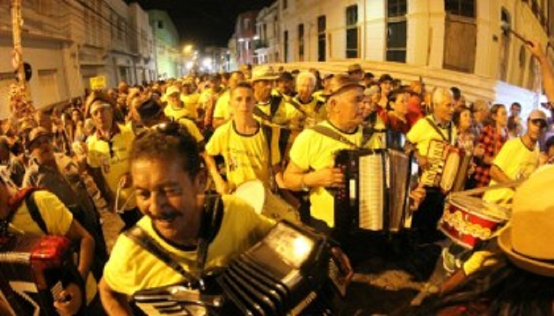 Resultado de imagem para Festejos juninos do Recife forrozeiros