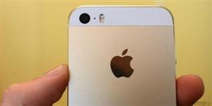 Apple já sofre com falta de unidades do iPhone 5S dourado