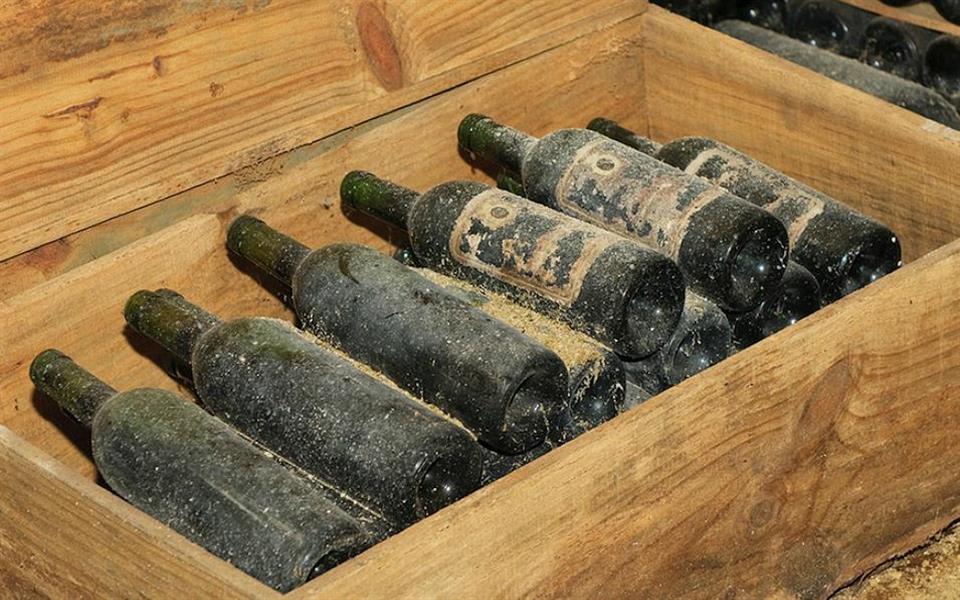 13 bebidas que sobreviveram ao tempo e são as mais antigas do mundo
