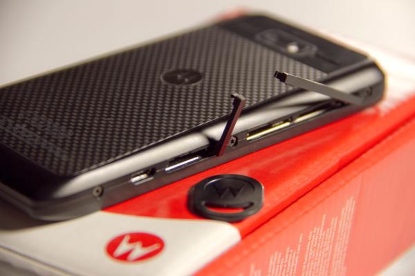Análise: Motorola RAZR D3 [vídeo]