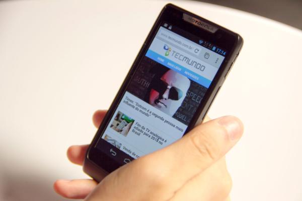 Análise: Motorola RAZR D3 [vídeo]