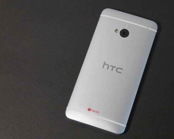 HTC pode usar liquidmetal em smartphone