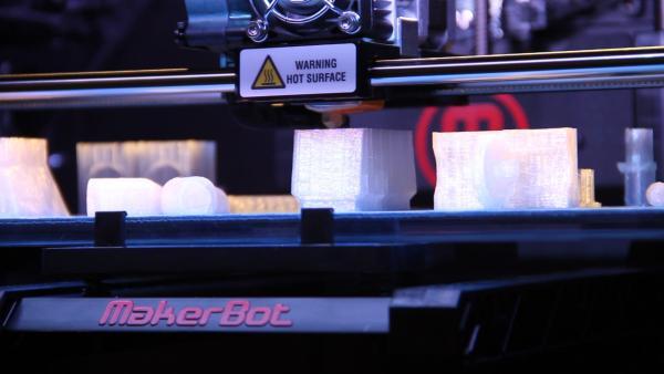 13 impressoras 3D já disponíveis no Brasil