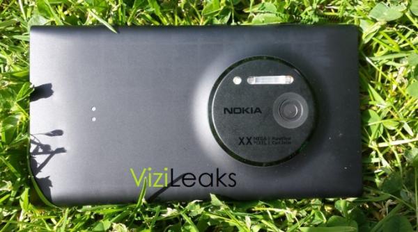 Vazam novas imagens do Nokia EOS com PureView