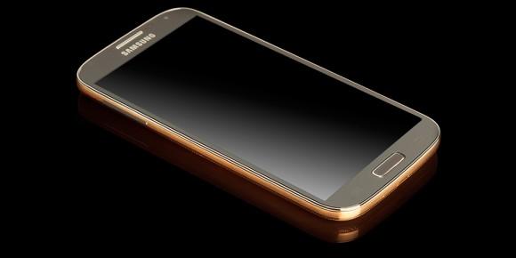 Galaxy S4 ganha versão de luxo com estrutura de ouro e platina