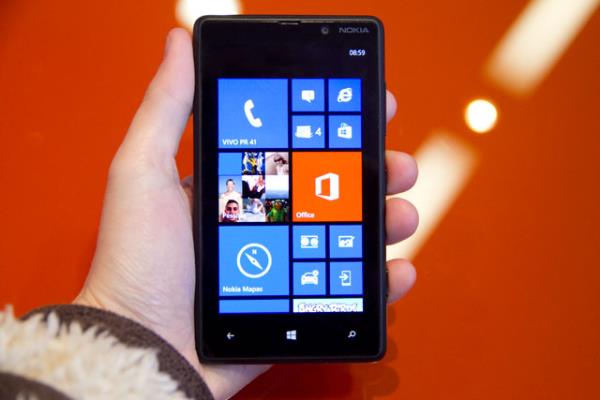 Análise: Nokia Lumia 820 [vídeo]