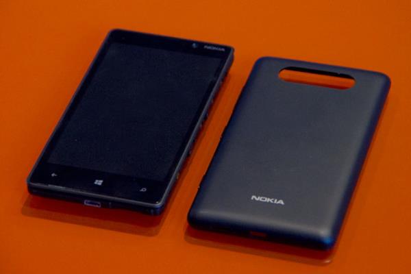 Análise: Nokia Lumia 820 [vídeo]