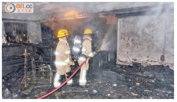 Galaxy S4 explode e queima apartamento inteiro na China