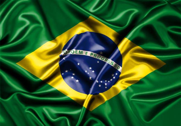 Mercado brasileiro de softwares e serviços cresce 26,7% em 2012