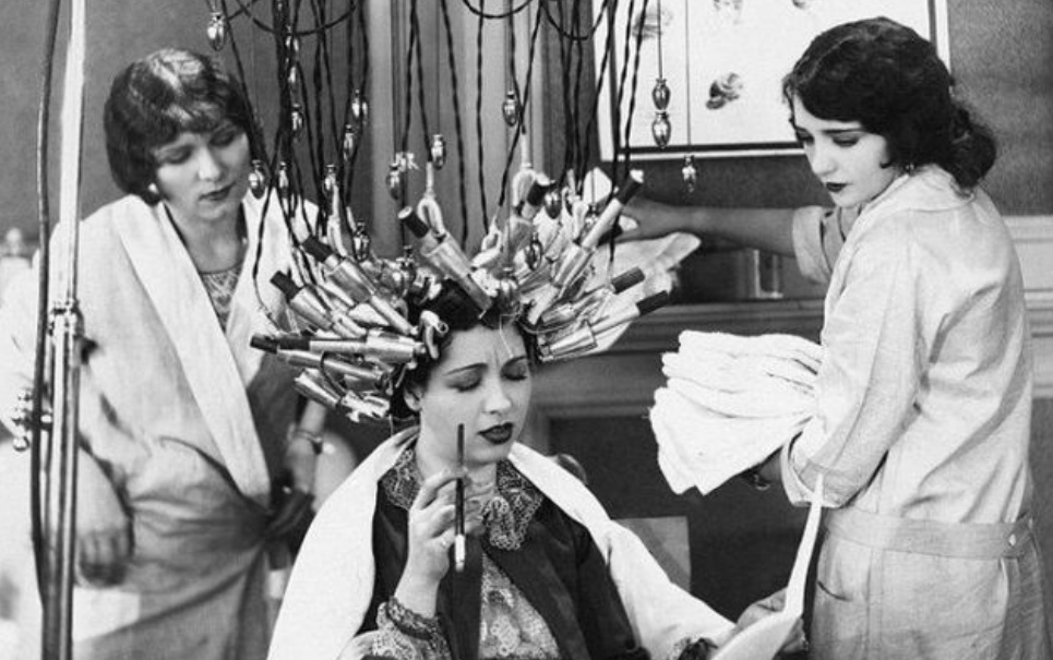 11 rituais de beleza do século passado que mais parecem tortura 11 rituais de beleza do século passado que mais parecem tortura