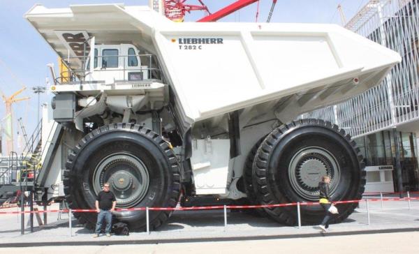 Extreme trucking: 7 dos maiores caminhões do mundo