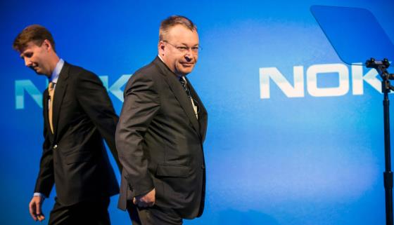 Contrato de Stephen Elop premiou o CEO pela venda da Nokia