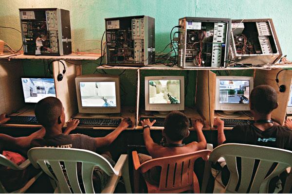 Lan houses: um mercado em declínio ou em transformação?