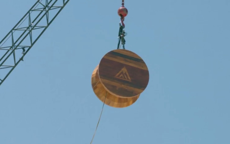 Prepare-se para ver o maior ioiô de madeira do mundo em ação [vídeo]