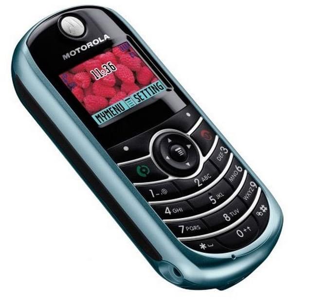 Relembrar é viver: Motorola V3 e mais 7 celulares 'iPhones dos anos 2000' -  TecMundo