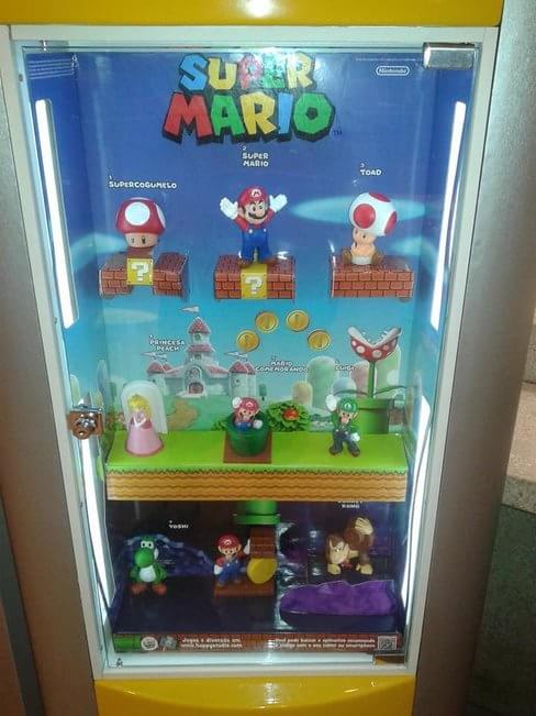 Personagens de Super Mario viram brindes no McDonalds... NO BRASIL!!!!!!!!!!!! 02170810688000