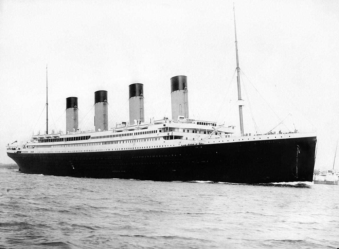 O submarino Titan implodiu ao visitar os destroços do Titanic; como os  peixes das profundidades abissais são capazes de sobreviver na alta pressão  do fundo do mar? - Quora