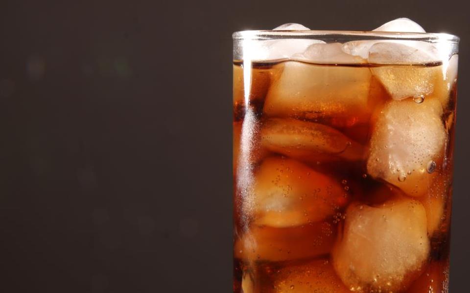 Garrafa de Coca-Cola com corpo estranho resulta em R$ 15 mil de indenização