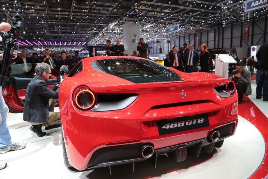Os 12 carros mais incríveis do Salão do Automóvel de Genebra 2015
