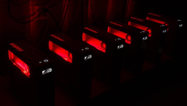 AMD tem PC pronto para Realidade Virtual e DX12 — e 7 X mais forte que PS4 AMD tem PC pronto para Realidade Virtual e DX12 — e 7 X mais forte que PS4