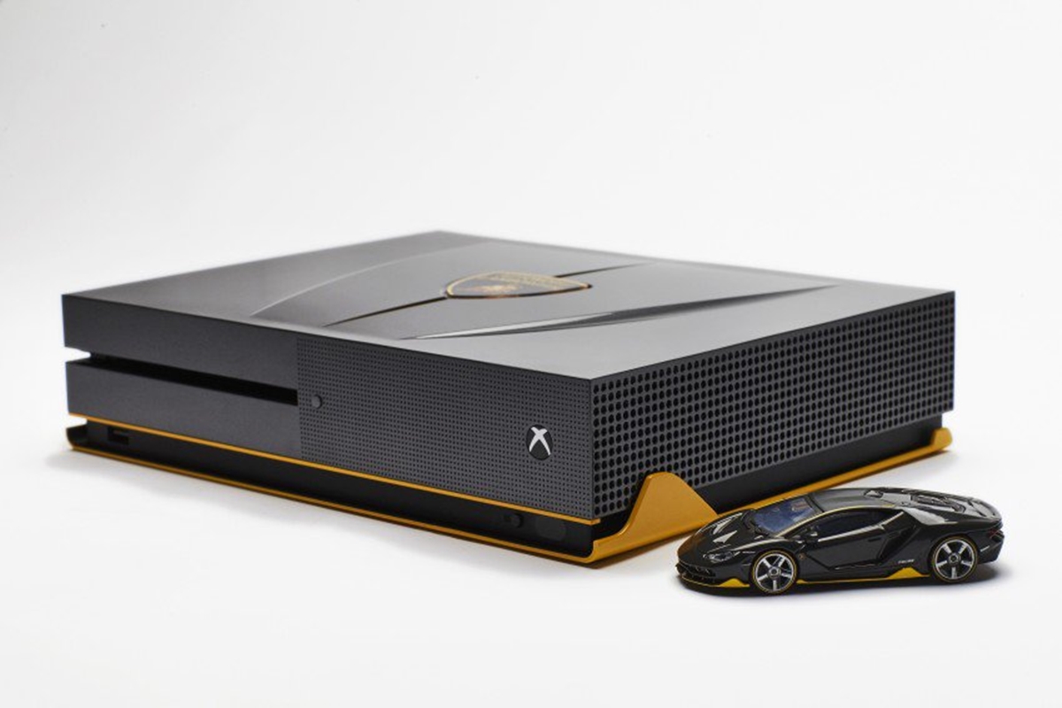 Edição especial do Xbox One S Lamborghini Centenario é de babar; confira Edição especial do Xbox One S Lamborghini Centenario é de babar; confira