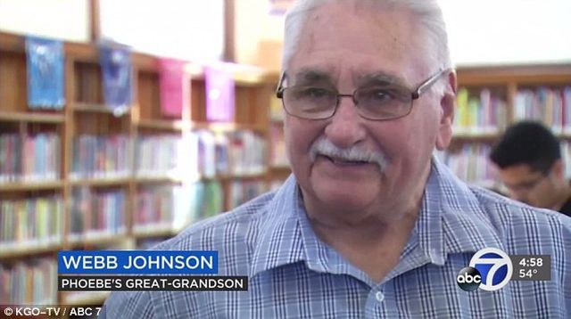 Webb Johnson encontrou o livro nos pertences da bisavó em 1996 Webb Johnson encontrou o livro nos pertences da bisavó em 1996