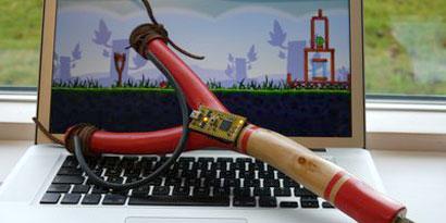 Imagem de: Angry Birds ganha estilingue USB [vídeo]