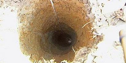 Imagem de: Fazendeiro encontra suposto OVNI em seu terreno