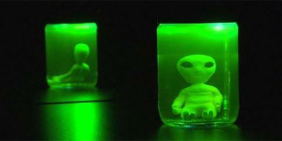 Imagem de: Área 42: tenha seu próprio alienígena (de mentirinha) dentro de uma jarra [vídeo]