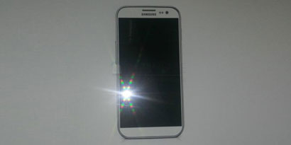 Imagem de: Imagem vazada na web mostraria o suposto Galaxy S4