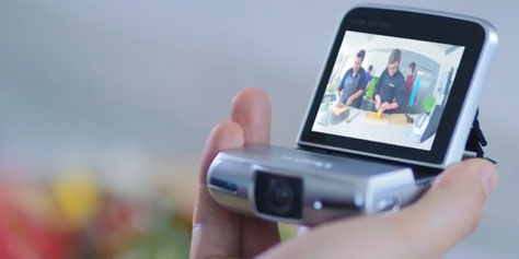 Imagem de: Canon Vixia mini: nova câmera é perfeita para filmar a si mesmo