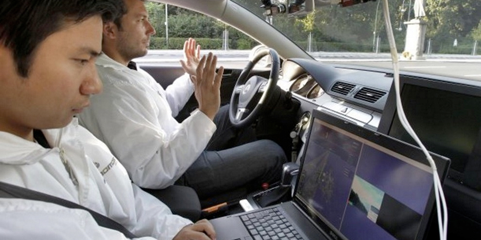Imagem de: Reino Unido deve ter carros autônomos circulando no início de 2015