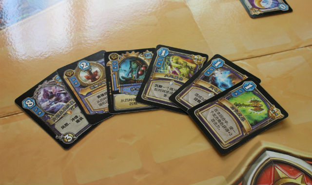 Hearthstone vira um jogo de cartas de verdade na China