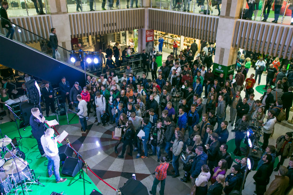Xbox One chega na Rússia com mais de 15 mil pré-compras