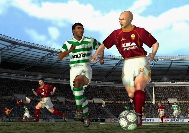 FIFA FOOTBALL 2002 (2001)
(PS2, GameCube, PC e PlayStation) | Capa: Thierry Henry | Narração e comentários: John Motson e Andy Gray