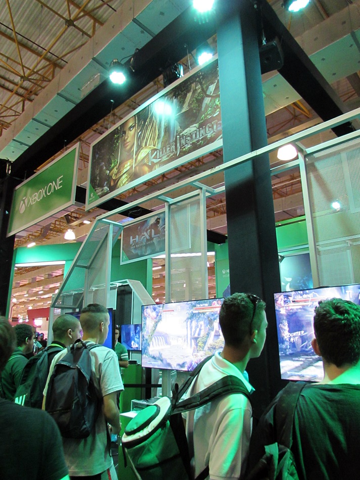 Missão BGS 2014: conquistando as filas da Microsoft e observando os fãs
