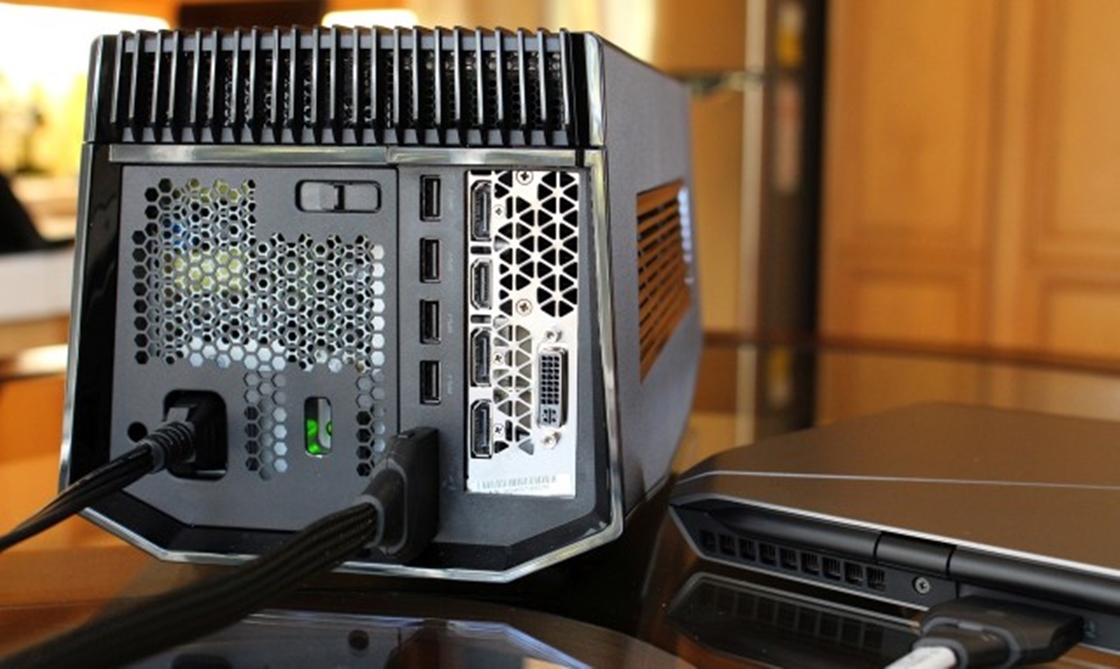 Que tal melhorar o desempenho do laptop com esse amplificador da Alienware?