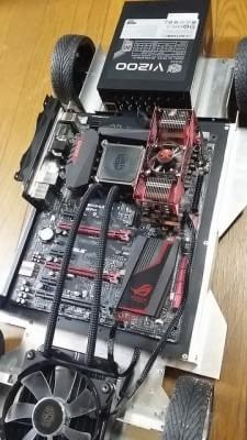 Modder desenvolve computador inspirado na Lamborghini Veneno