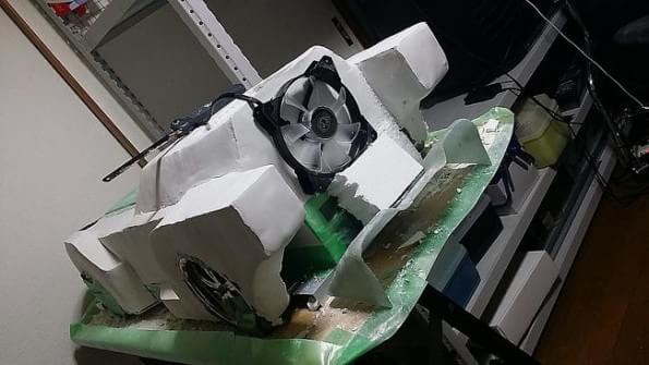 Modder desenvolve computador inspirado na Lamborghini Veneno