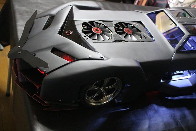 Modder desenvolve computador inspirado na Lamborghini Veneno