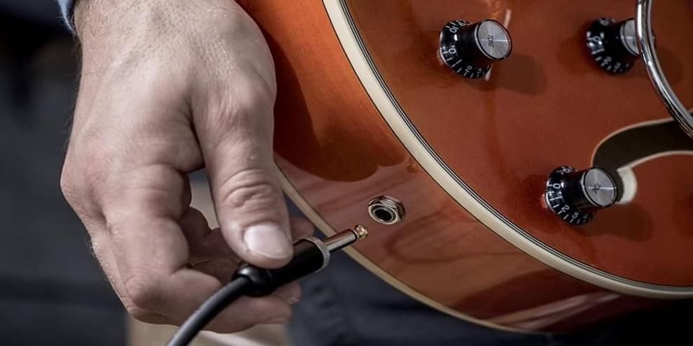 Rocksmith 2014 já está disponível em versões digitais para Xbox One e PS4