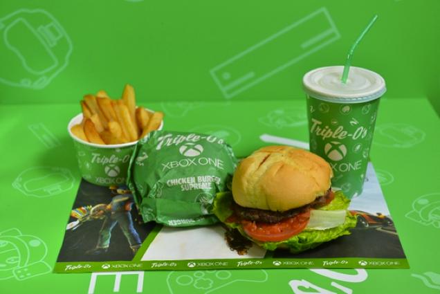 Um bundle apetitoso: lanche do Xbox One já pode ser provado em Hong Kong