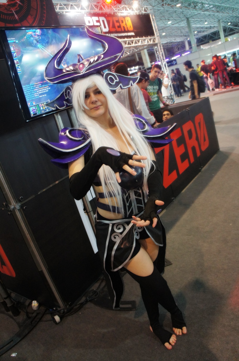 Hora da fantasia: confira as gatas e cosplayers dos primeiros dias da XMA