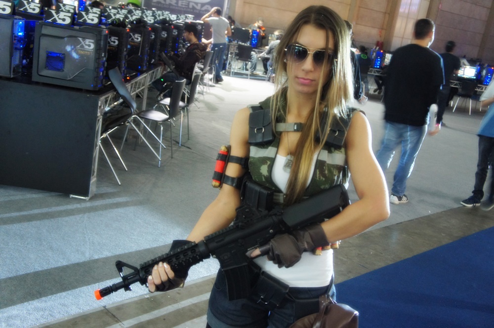 Hora da fantasia: confira as gatas e cosplayers dos primeiros dias da XMA