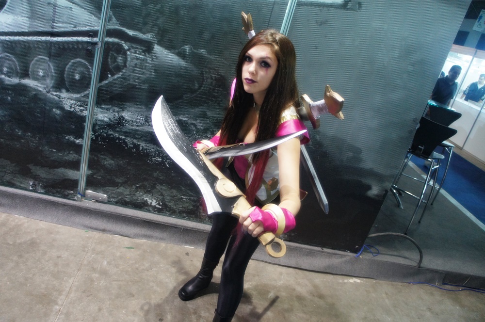 Hora da fantasia: confira as gatas e cosplayers dos primeiros dias da XMA