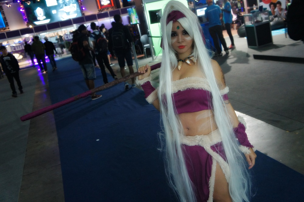 Hora da fantasia: confira as gatas e cosplayers dos primeiros dias da XMA