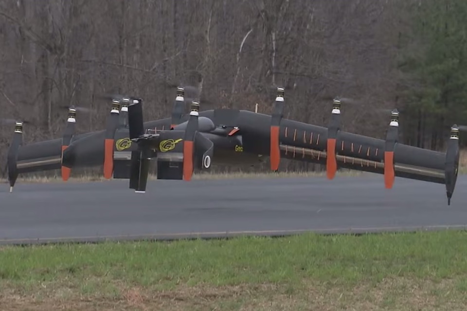 Imagem de: Veja o 1º voo do drone da NASA que é um híbrido de helicóptero e avião