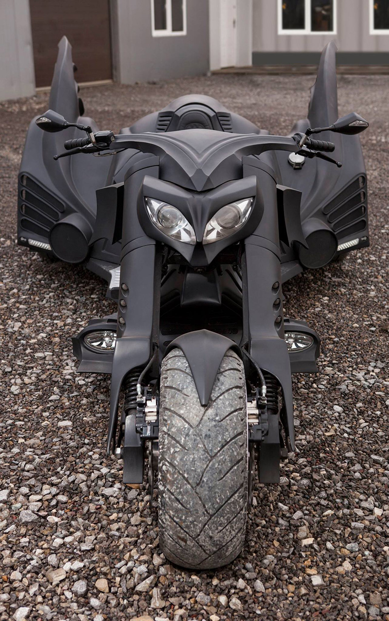 batman bike with stabilisers