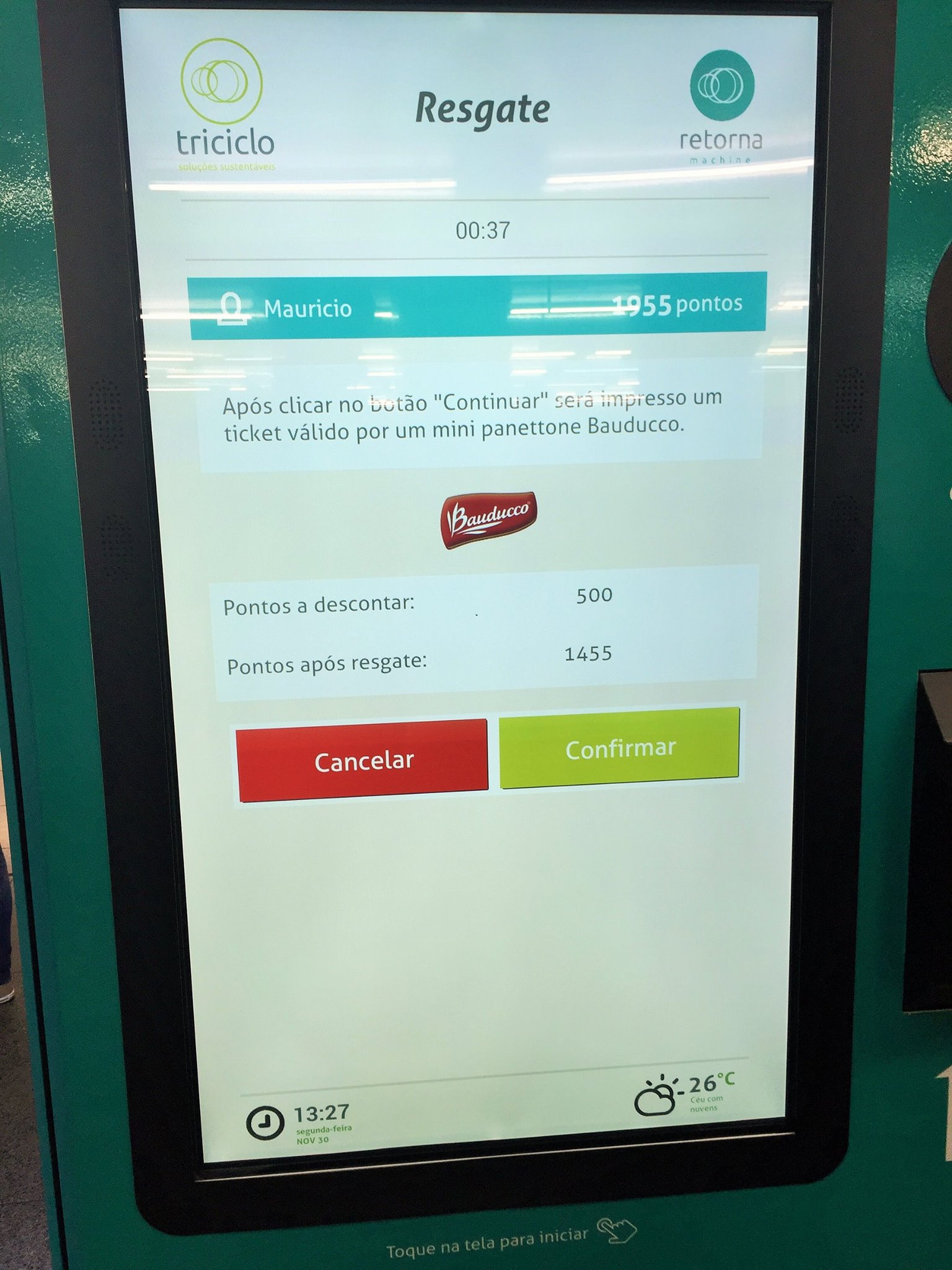 Retorna Machine: máquina troca garrafas e latinhas por descontos em compras