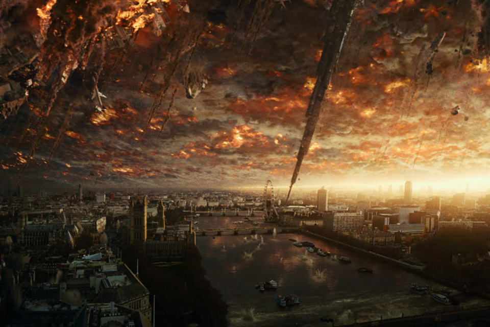 Imagem de: Destruição em massa no novo trailer de ‘Independence Day: O Ressurgimento’